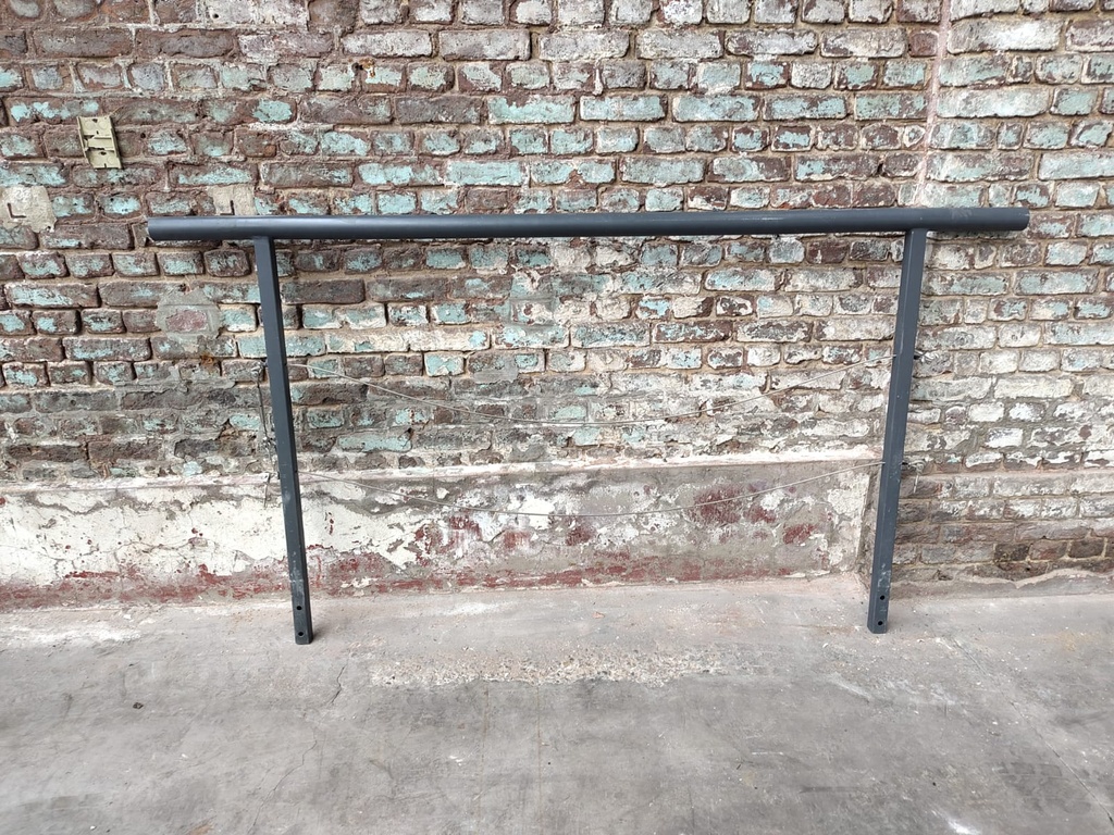 Garde corps en acier 221x120x6cm (L)