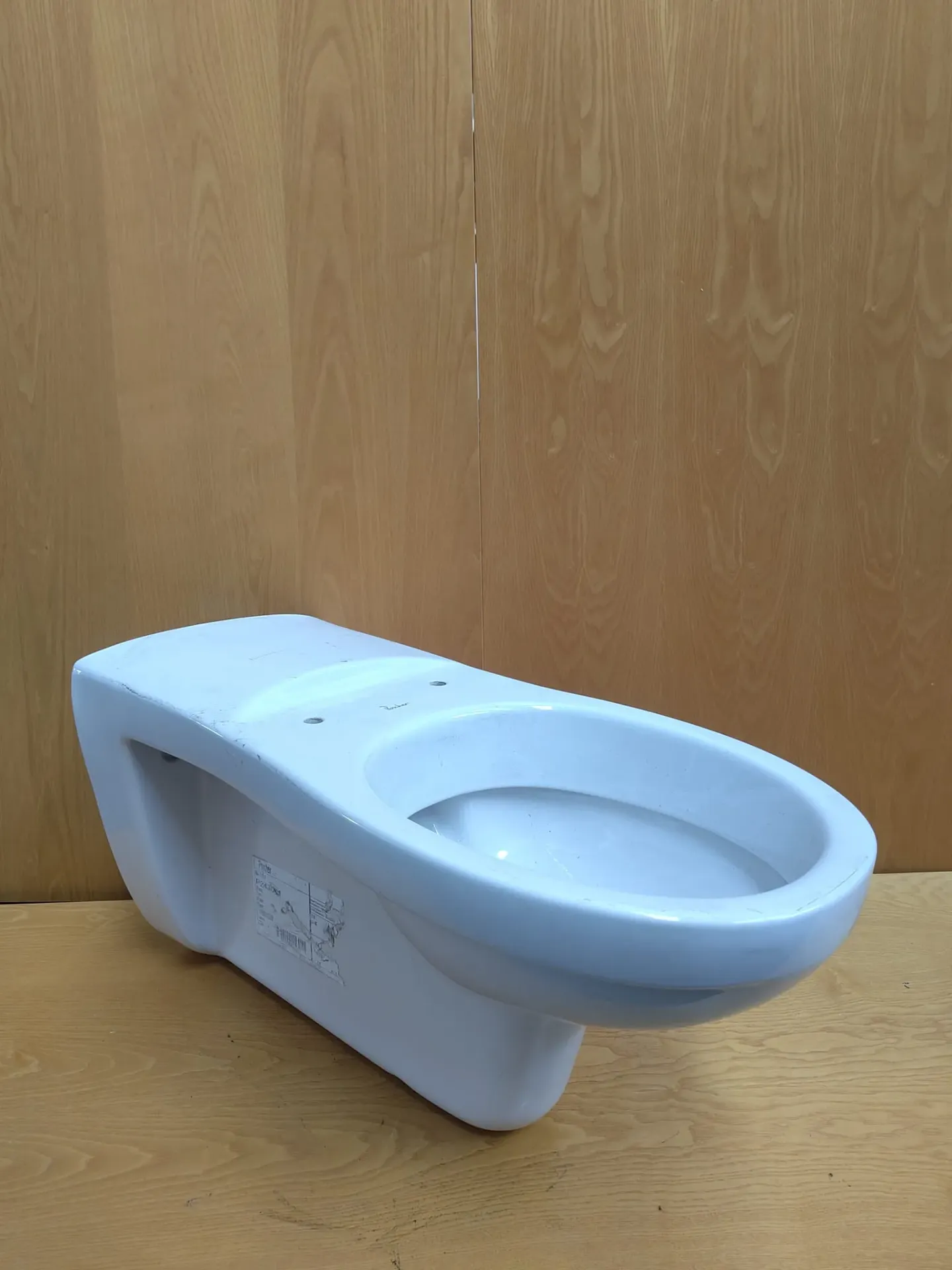 WC suspendu PMR (L)