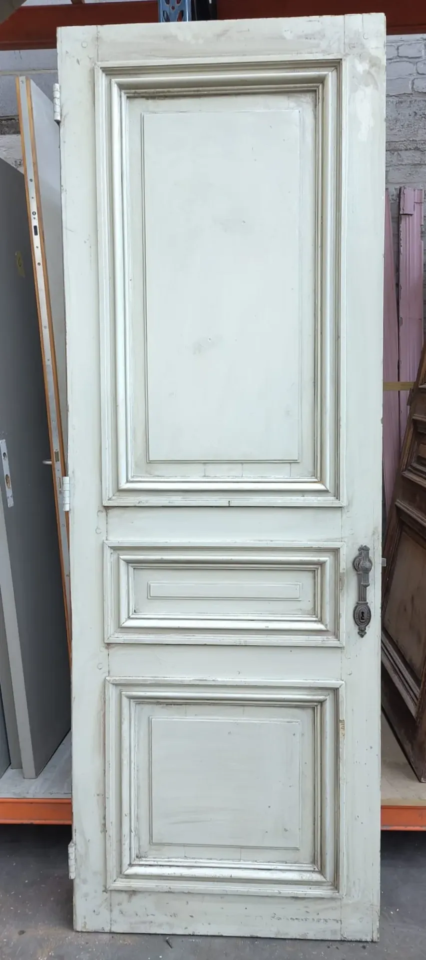 Porte pleine à 3 panneaux 240x83,5x4,5 cm (L)