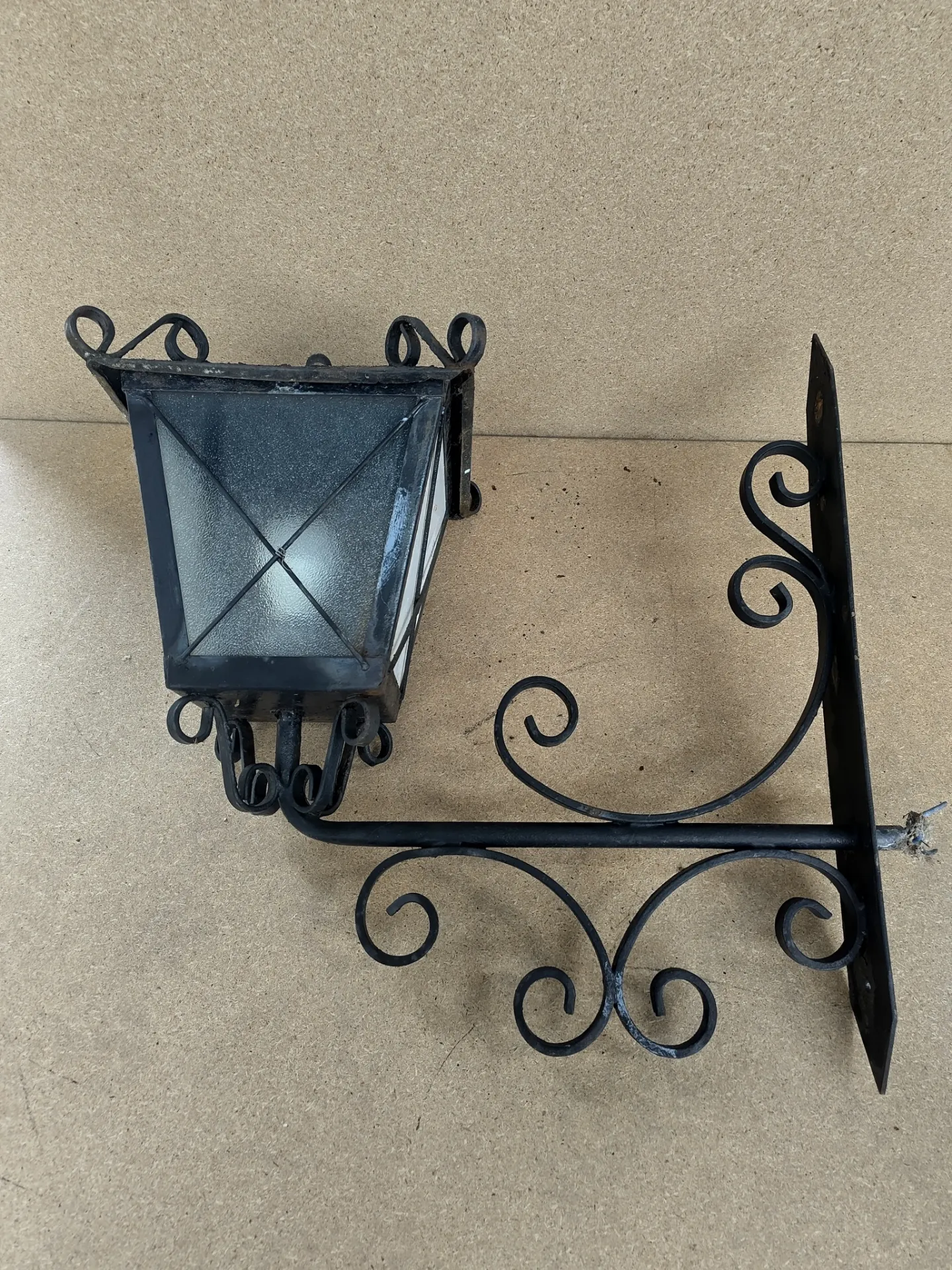 Lampadaire suspendu (L)