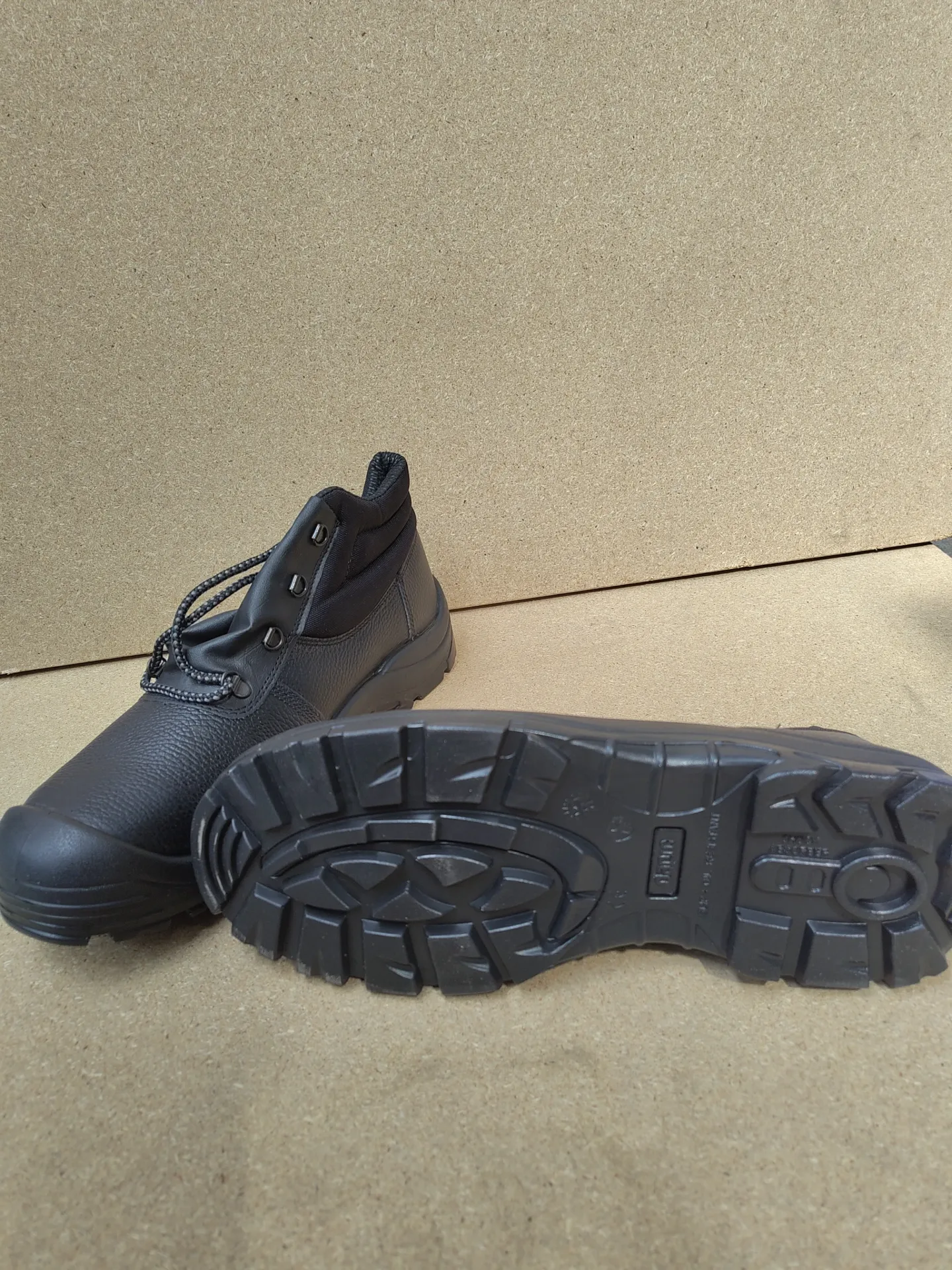 EPI - Chaussures et bottes de sécurité (L)