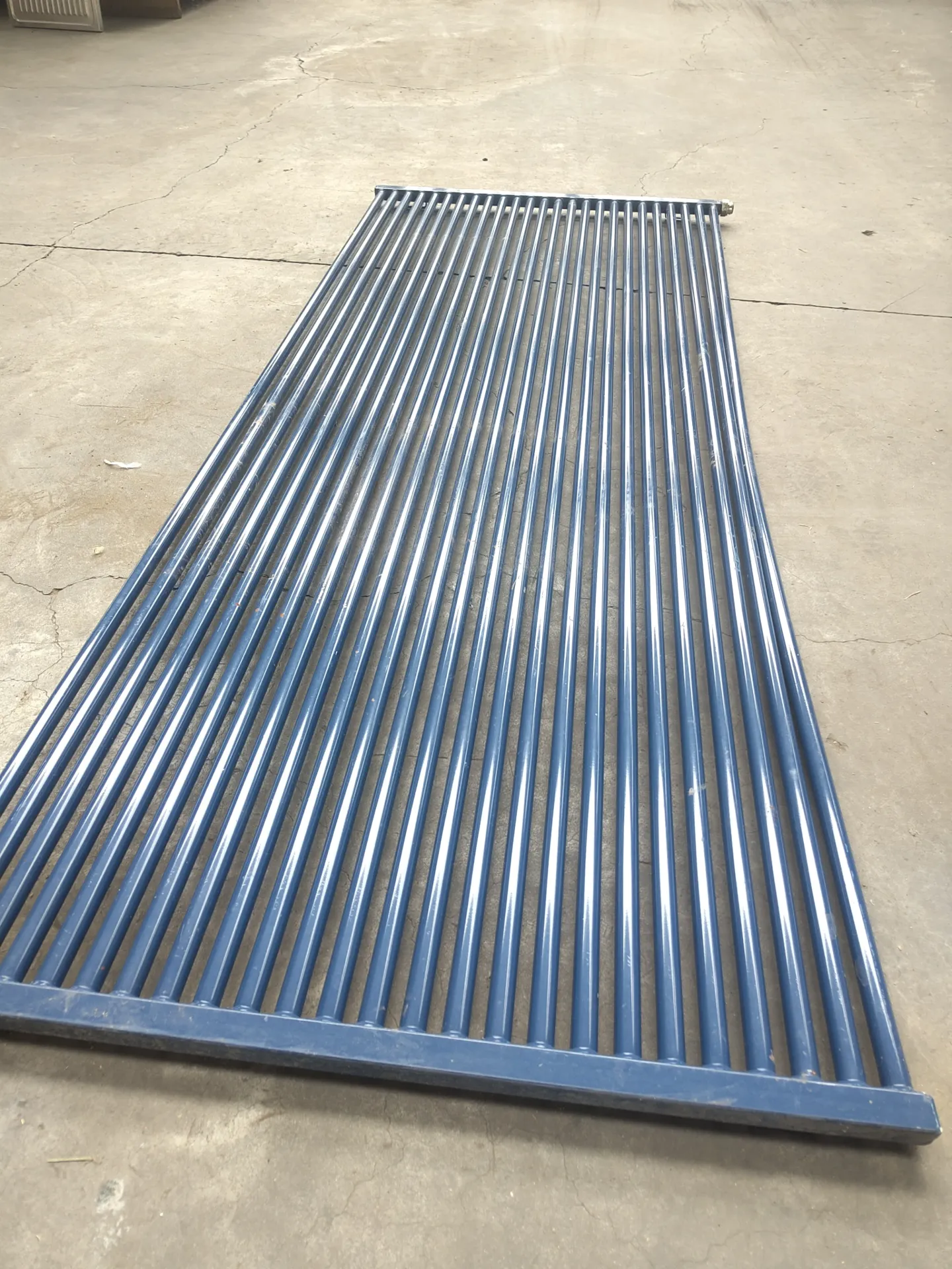 Radiateur vertical acier 220x90x3cm (L)