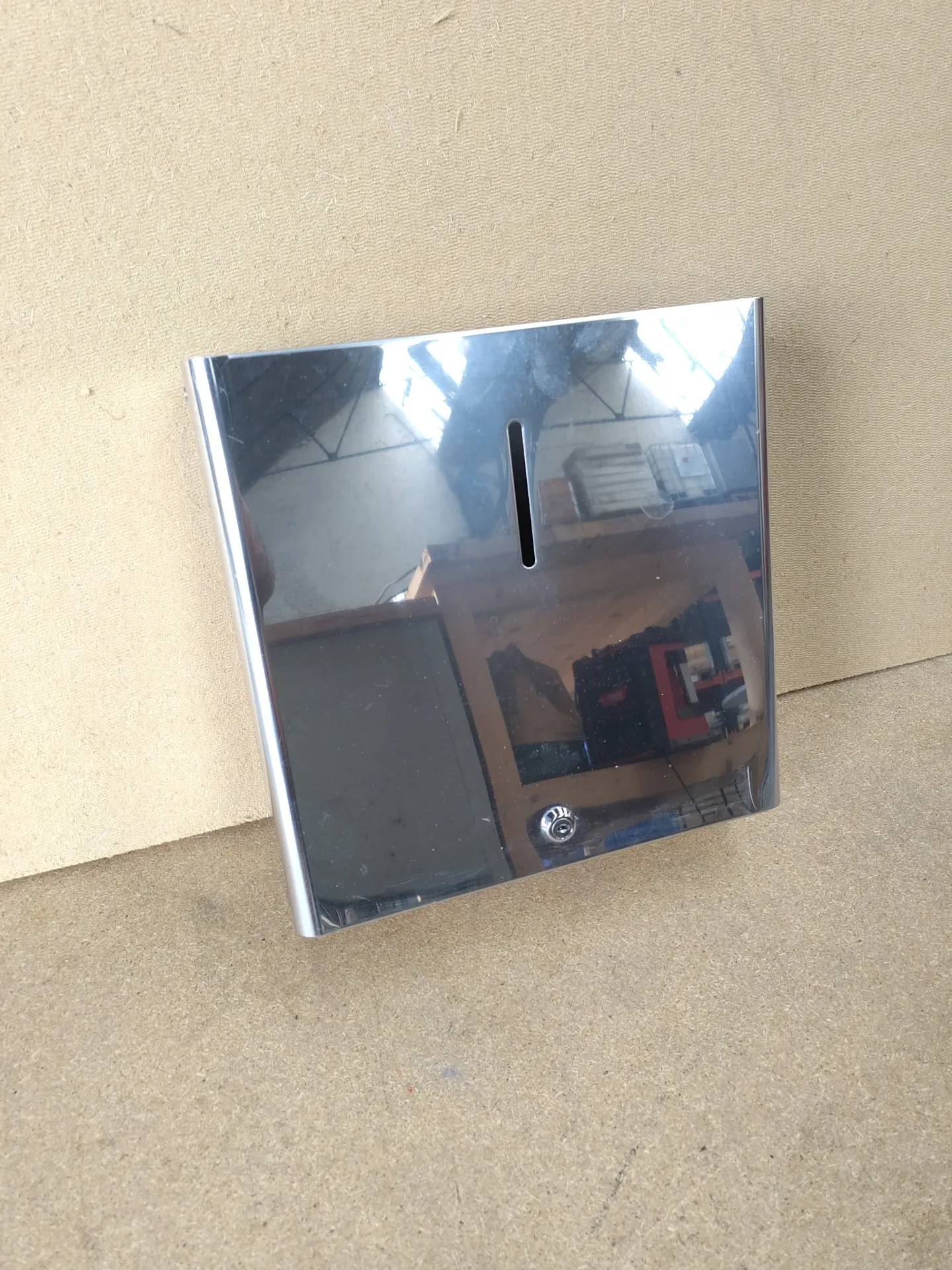 Distributeur de papier toilette inox (L)