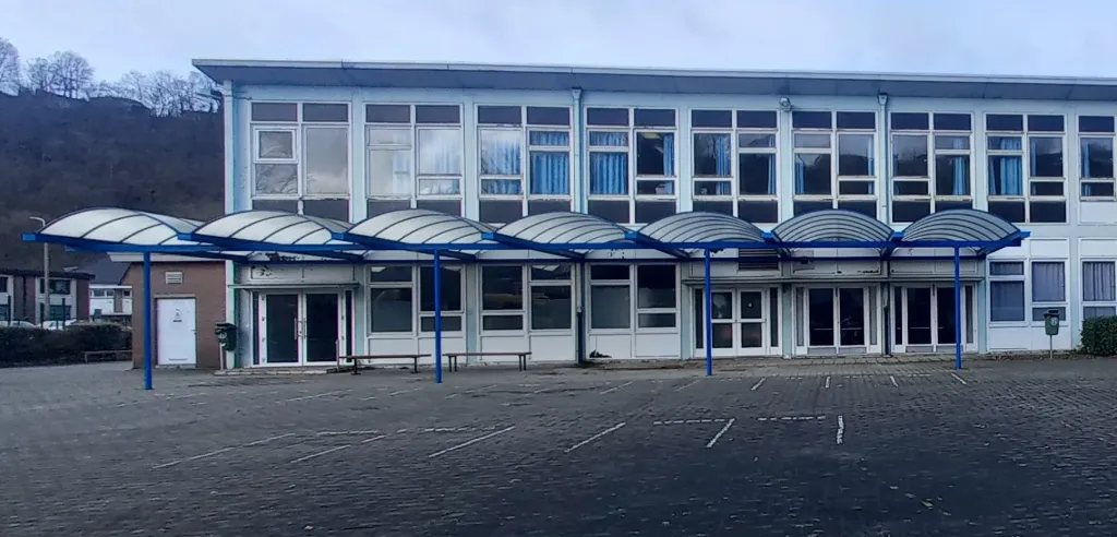 Préau 6x21x3,2 m (L)
