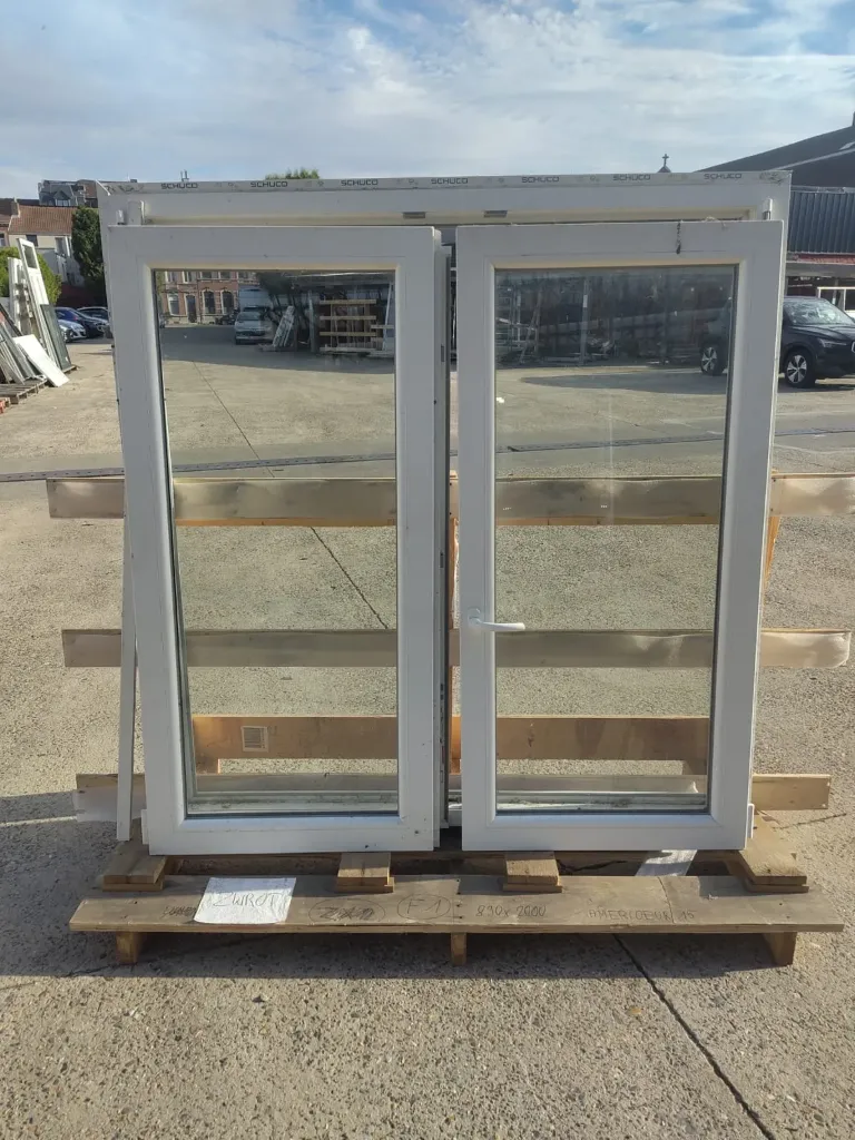 Châssis PVC 2 vantaux 155,5x152x7,2 cm (L)
