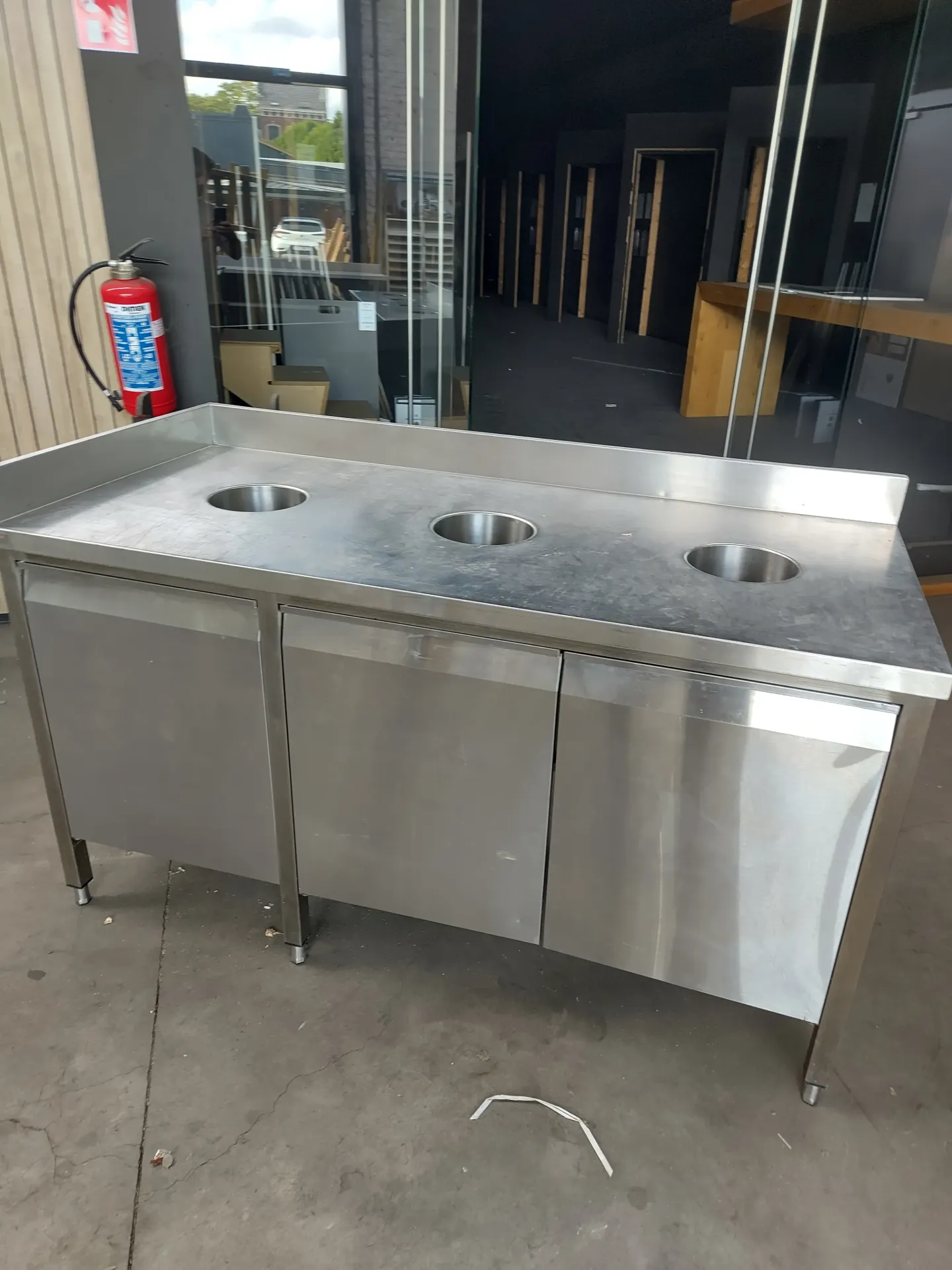 Meuble de tri sélectif à 3 ouvertures inox (L)